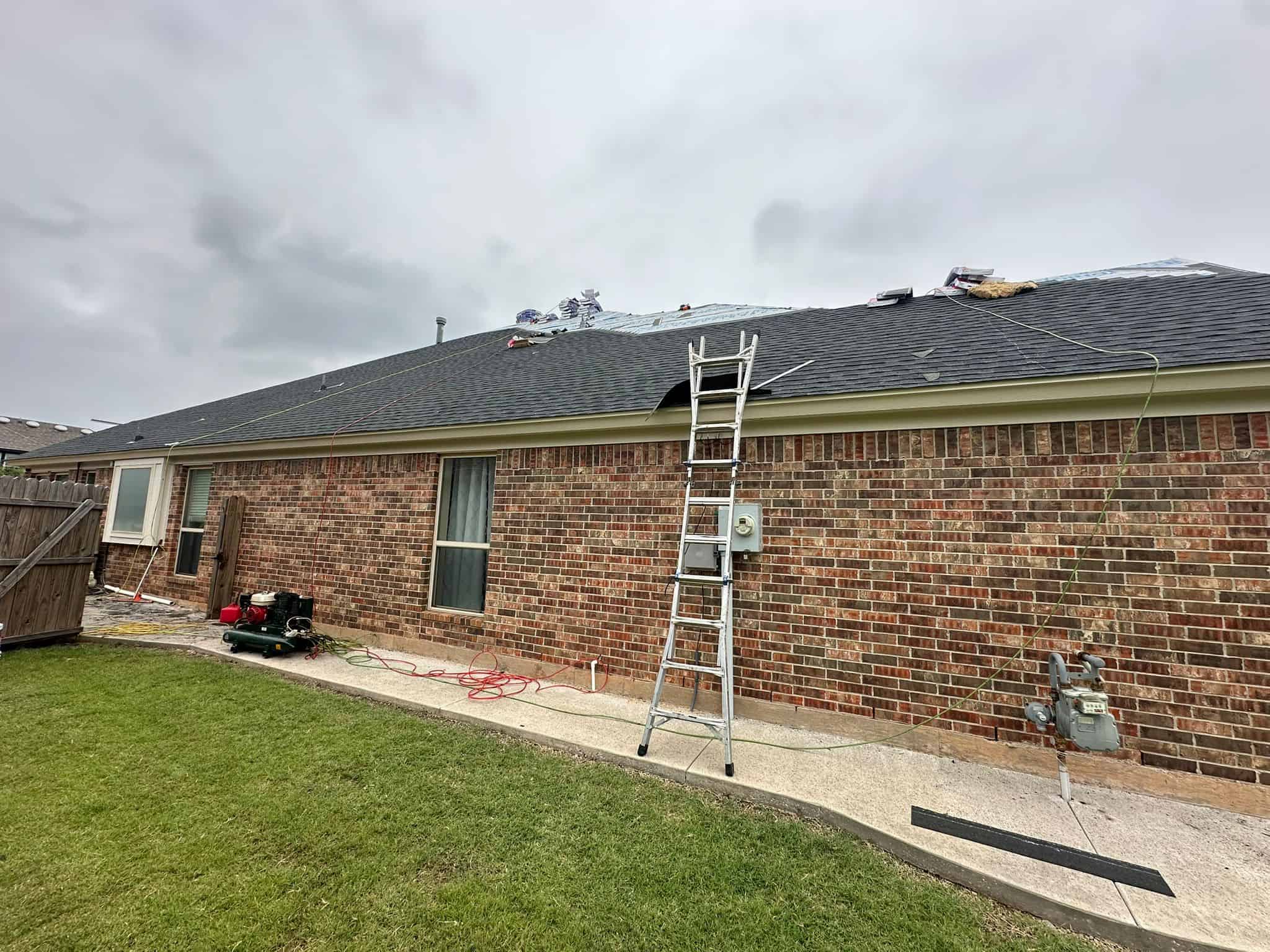 Roofing installation and repair work in Oklahoma