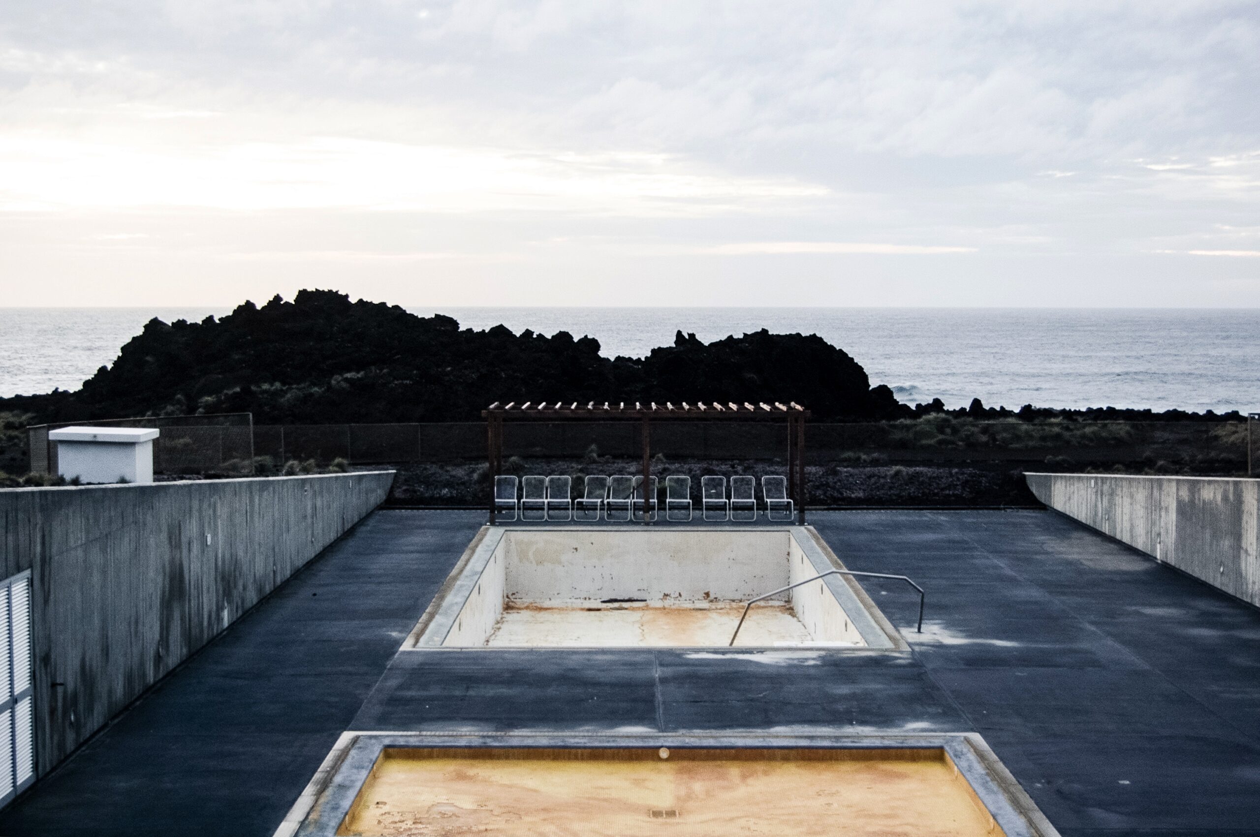 Commercial flat roofing installation